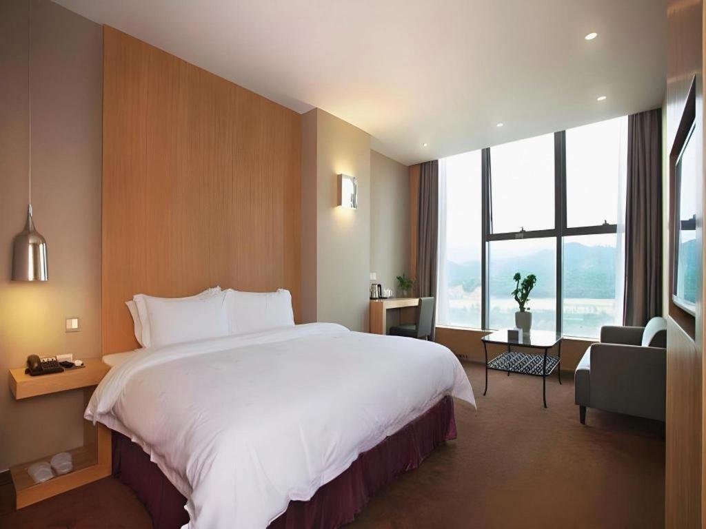 The Art Hotel Shenzhen Bagian luar foto