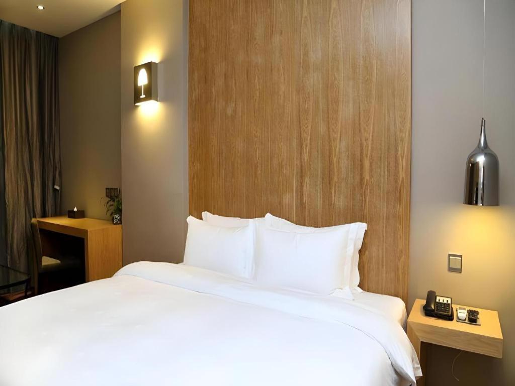 The Art Hotel Shenzhen Bagian luar foto